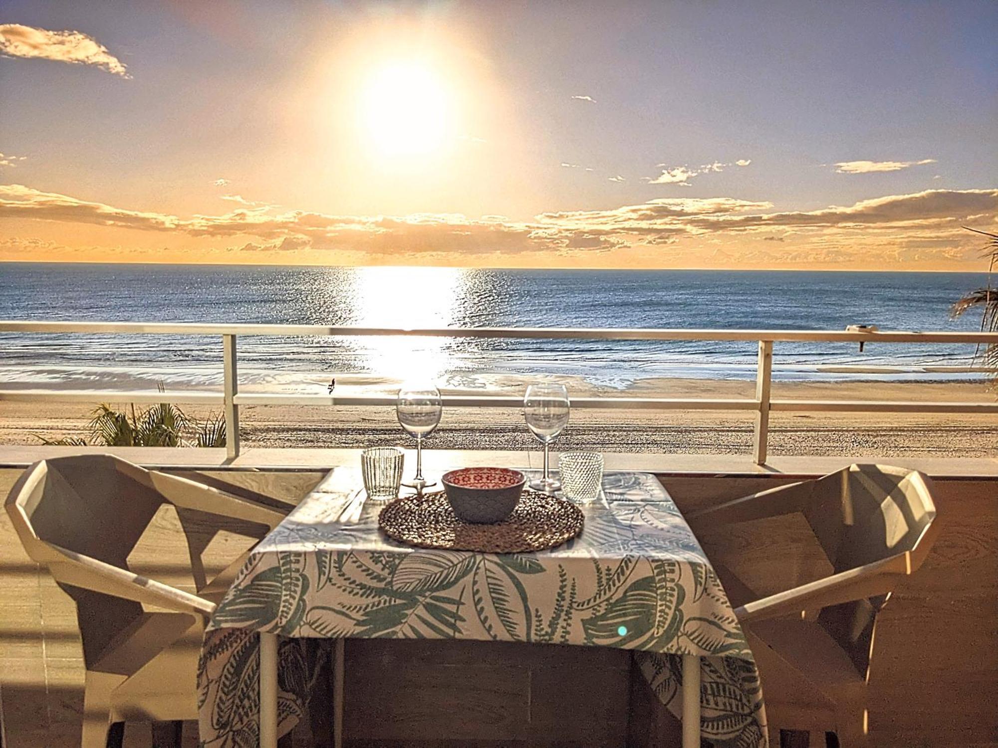En La Playa Con Garaje Apartment